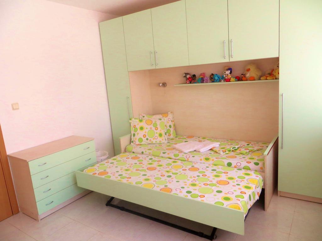 Holiday Apartment In Riviera Complex Sveti Vlas Kamer foto