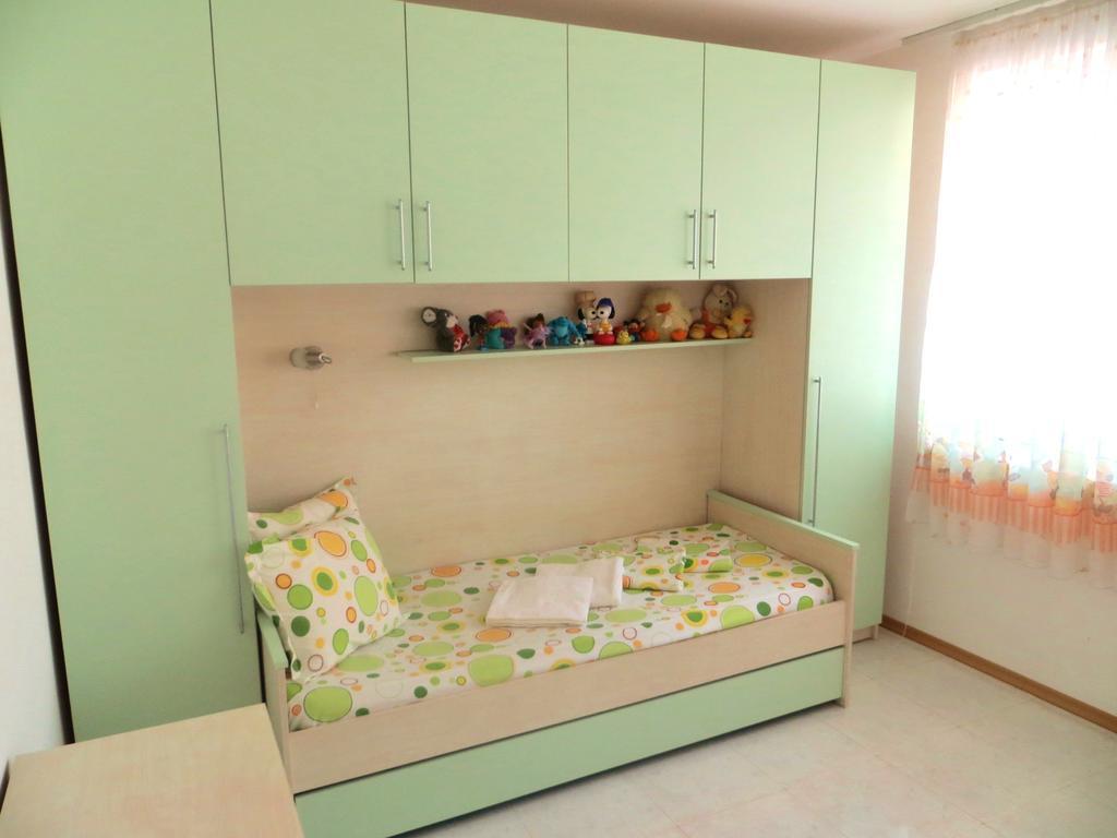 Holiday Apartment In Riviera Complex Sveti Vlas Buitenkant foto
